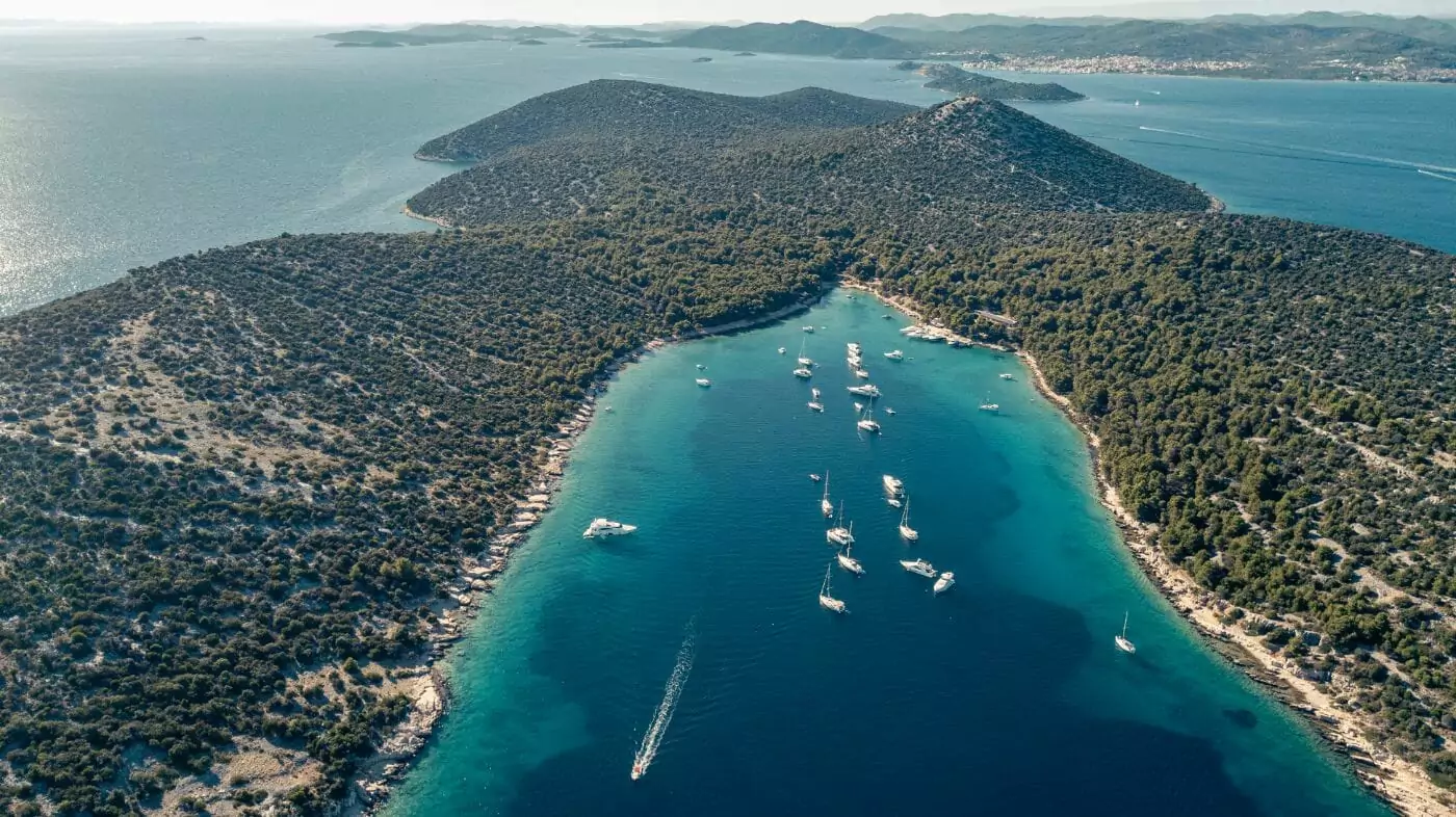 Heute eine gute Wahl - die Bucht Tijašnica!
